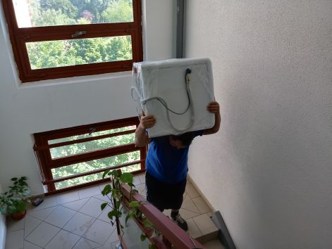 Mosógép mozgatása