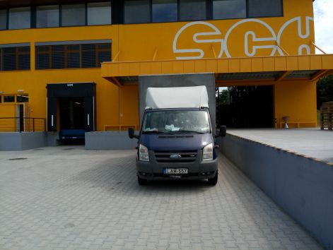 Tehertaxi Pest megyében